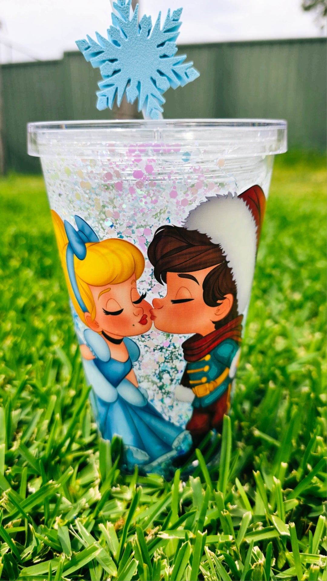 16oz Snowglobe Acrylic Cup With Outer Lid